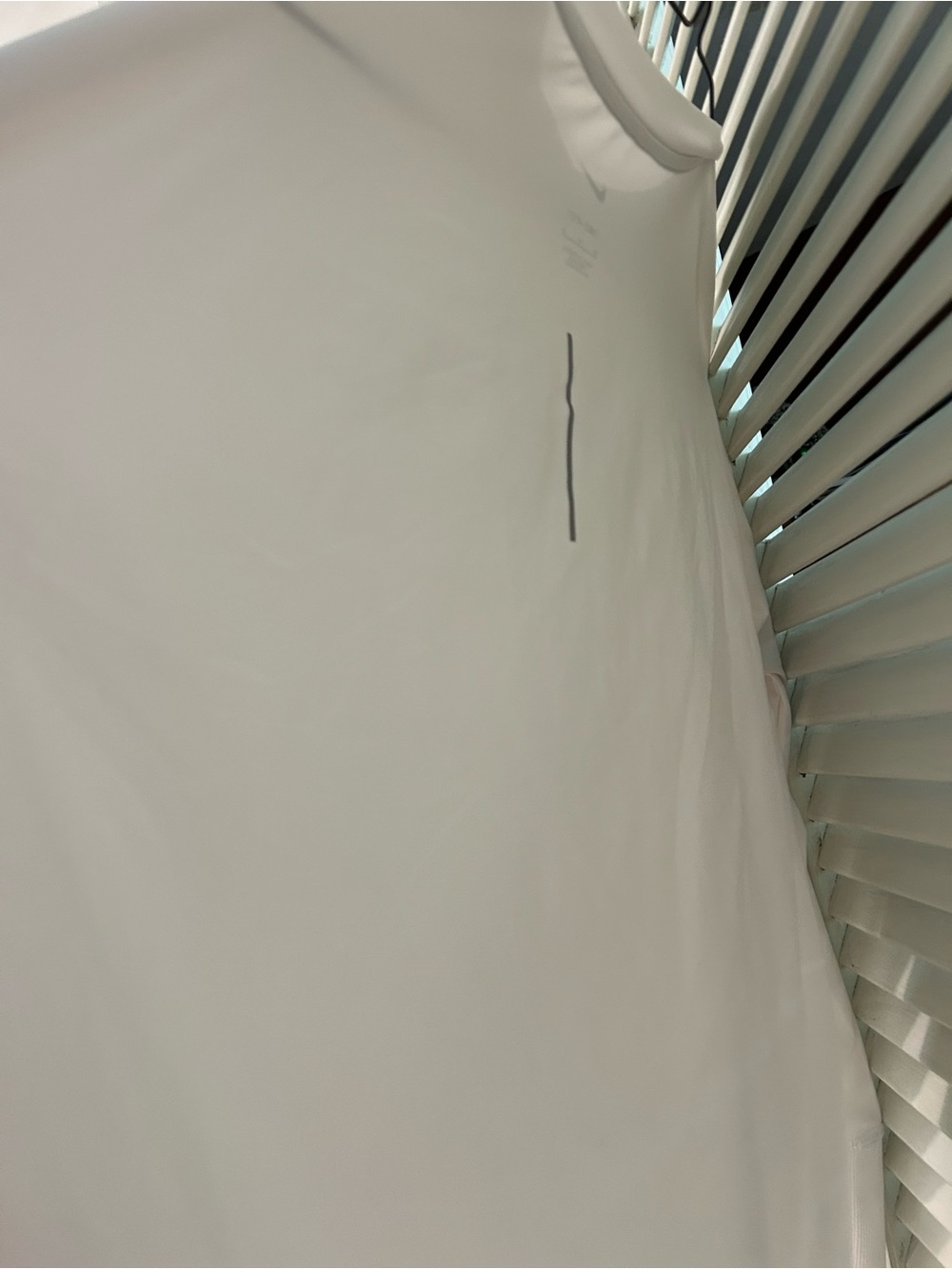 Nike Run white long sleeve M - Picture 4 of 4